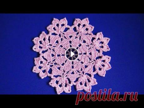 Салфетка крючком, урок для начинающих Урок 164 Crochet napkin Салфетка крючком, пошаговый МК. для начинающих. Салфетка небольшая, поэтому вязать ее быстро и гораздо проще, чем кажется. Посмотрите видео и убедитес...