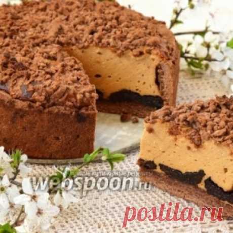 Карамельный сырник с черносливом