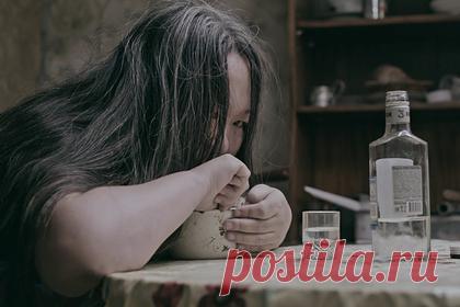 В Москве пройдет показ якутского фильма. В столице в большом зале киноцентра «Октябрь» пройдет показ фильма «Пугало» якутского режиссера Дмитрия Давыдова. Об этом «Ленте.ру» сообщили в пресс-центре Республики Саха в Москве. Давыдов также стал продюсером и сценаристом кинокартины. Фильм в прошлом году стал победителем «Кинотавра».