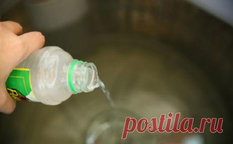 Просто долей уксус в стиральную машинку! Вот он — секрет, за который можно многое отдать…