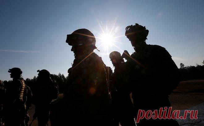 В МИД России назвали условие снижения военной напряженности в Европе. Военная напряженность в Европе снизится, если НАТО отведет свои силы из восточно-европейских стран, заявил заместитель директора Департамента информации и печати МИД России Алексей Зайцев на брифинге.