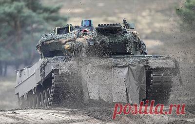 Киев получил 230 танков от НАТО, но жалуется на скупость Запада. Ситуация вокруг Украины