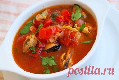 Итальянский томатный суп с мидиями