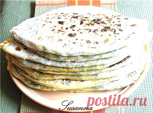 Женгялов хац(лепешки с зеленью из пресного теста)..