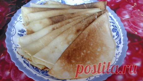 Диетические #блинчики на кефире 
132 ккал на 100 г.

Нам понадобится:
1 стакан кефира,
1 яйцо,
4 ст. ложки муки 
сода.