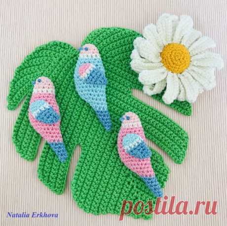 Брошь Птичка.
