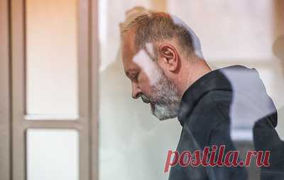 Ростовского экс-замгубернатора Кушнарева обвиняют по показаниям одного человека. По версии следствия, обвиняемый требовал взятку от директора "Т-транса" Николая Селезнева