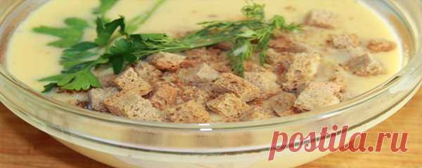 МЯСНОЙ ОБЕЗЖИРЕННЫЙ БУЛЬОН С ГРЕНКАМИ