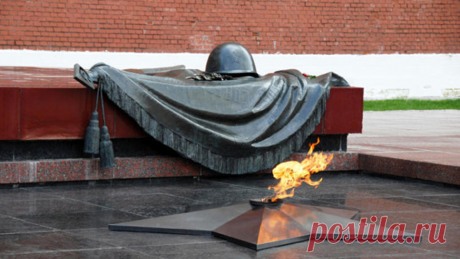 Какова история военных песен Высоцкого? Часть 1: «Братские могилы» | Культура, искусство, история