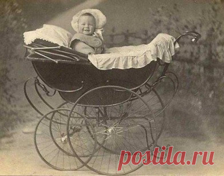 Детская коляска 1890 года!