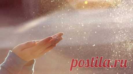 ВНИМАНИЕ! УНИКАЛЬНАЯ МОЛИТВА 
Сохраните себе! 
Эта молитва оберегает от негативной энергии,успокаивает человека, даёт защиту от недоброжелателей.
Оберегает от стресса, страха, болезненных состояний.
Мой Ангел-Хранитель меня сохрани,
мой дом и мне близких людей защити.
От недругов злых огради ты стеной,
я к счастью по жизни иду за тобой.
Ты Силой Небес меня надели,
Чтоб горе и зло мне изгнать помогли.
Чтоб я, не боясь ничего никогда,
Препятствия все одолеть бы смогла.
Избавь меня Ангел от гр