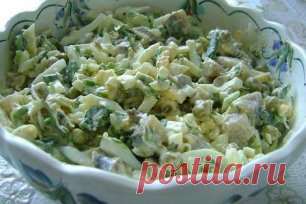 Салат «Гулистан» - узбекская кухня. Рецепт тут - http://vse.kuxnimira.ru/kulinariya/salat-gulistan/ 
Очень простой в приготовлении салат необычайно вкусен! Порадуйте себя и близких закусочным блюдом узбекской кухни!