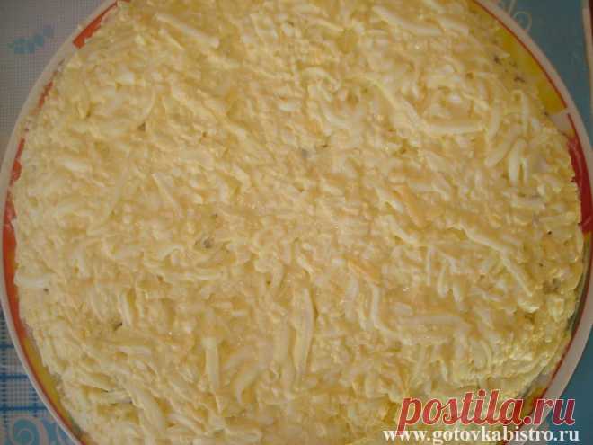 Салат с куриной печенью и грибами