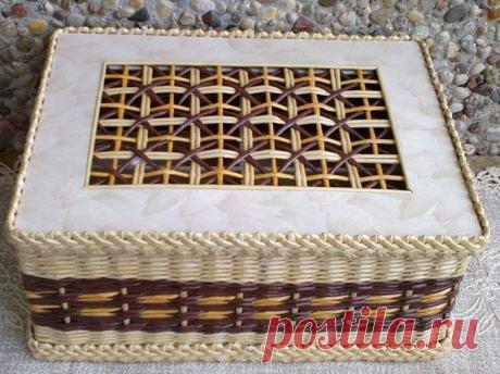 Плетение из газет. Мастер-класс на крышку с цветным узором из трубочек.