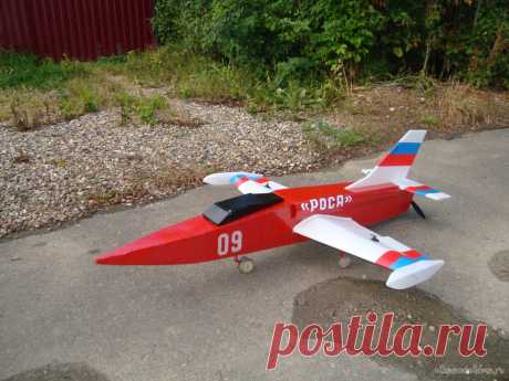 Создание авиамодели «Роса» СВ-191 по мотивам самолёта Aero L-39 Albatros Добрый день, уважаемые авиамоделисты. Сегодня я расскажу вам об очень интересной авиамодели «Роса» СВ- 191, созданной по мотивам всемирно известного Чешского самолёта Aero L-39 Albatros. Создавая эту модель я попытался максимально упростить конструкцию модели умышленно придав ей достаточно жёсткие