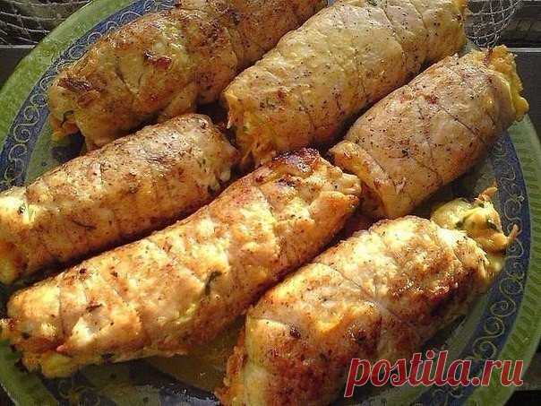 Куриные рулетики

Ингредиенты: 
- Куриная грудка - 1 шт., 
- морковь - 1 шт. (среднего размера), 
Показать полностью…