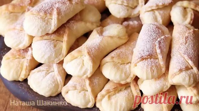 Чудесное нежное печенье с творожной начинкой

На ~33 штуки (~700г):
Тесто:
- 130 мл кефира
Показать полностью...