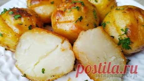 Изумительно вкусный картофель в духовке
