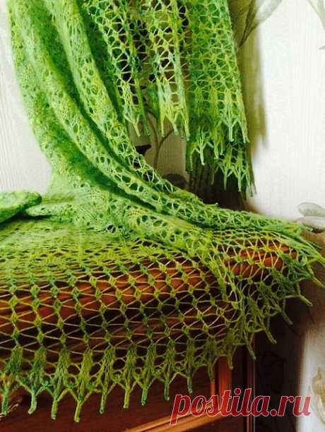 Ravelry: &quot;Vicia&quot; shawl pattern by Tatiana Chystiakova