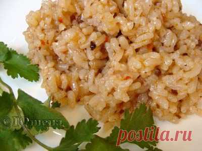 Рис, томленый в бульоне со специями в горшочке!..