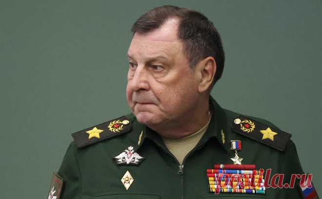 Умерший в СИЗО бизнесмен Котельников проходил по делу генерала Булгакова. Еще одним фигурантом уголовного дела экс-заместителя министра обороны генерала Дмитрия Булгакова стал бизнесмен Игорь Котельников.