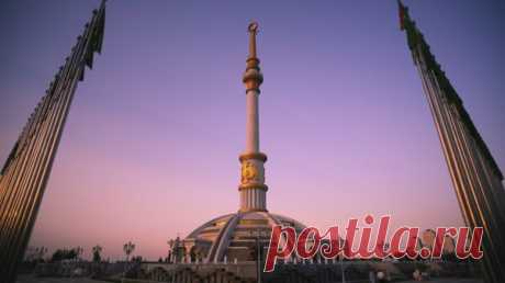 В Туркмении введут персональные пенсии за особые заслуги перед страной