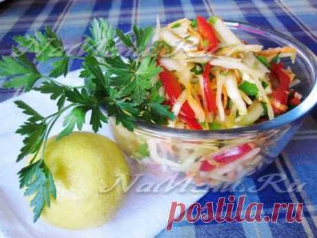 Cалат из белокочанной капусты с овощами