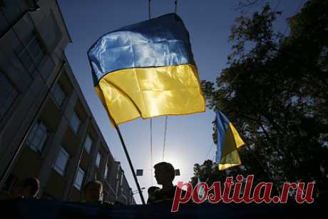 На Украине рассказали о военном плане НАТО в случае вторжения России. Главный редактор украинского портала «Цензор.нет» Юрий Бутусов заявил, что страны НАТО пришли к положительным выводам по возможностям поставок Киеву вооружения в случае вторжения России. По его словам, союзниками Киева в ноябре был проведен анализ возможностей украинской армии, в том числе с выездом на места.