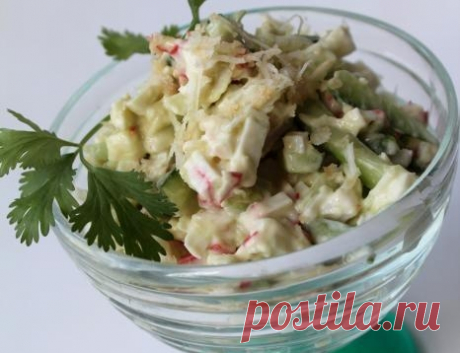 Салат с крабовыми палочками, огурцом и авокадо рецепт с фото пошагово - 1000.menu