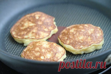 Банановые оладьи без муки и сахара 

источник Cook Good - лучшие рецепты
 
 






Банановые оладьи без муки и сахараИнгредиенты:2 яйца2 больших спелых банановПриготовление:1. Раздавите банан вилочкой, взбейте яйца. Перемешайте. Добавь…