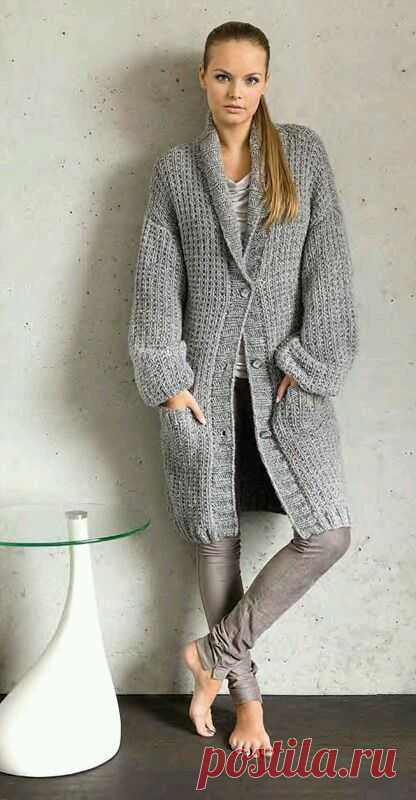 (4) Facebook