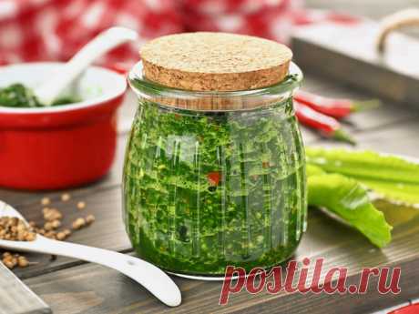 АДЖИКА ИЗ ЛИСТЬЕВ ХРЕНА: яркая, жгучая и ароматная