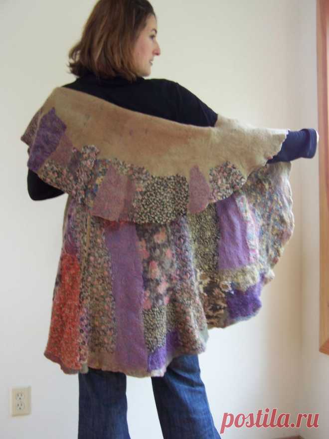 Giuseppina Italia приколол(а) это к доске Felted jackets, coats & wra…