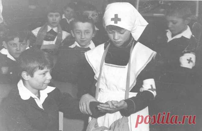 В чём секрет советской школы? | МАМИНО СЧАСТЬЕ | Яндекс Дзен