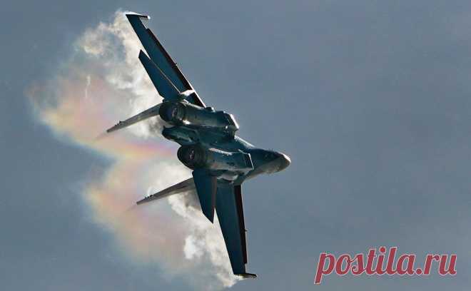 В НАТО приняли меры после инцидента с российским Су-35 над Черным морем. Подразделения воздушной полиции НАТО приведены в повышенную готовность после инцидента в Черном море, где, как заявила Варшава, российский Су-35 совершил «опасные маневры» рядом с польским самолетом пограничной службы, передают телеканал France 24 и агентство Reuters cо ссылкой на источник в Североатлантическом альянсе.
