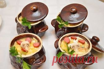 Охотничьи колбаски с картофелем в горшочках