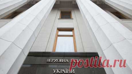 Помощь США Украине не изменит ситуацию на поле боя, заявили в Раде