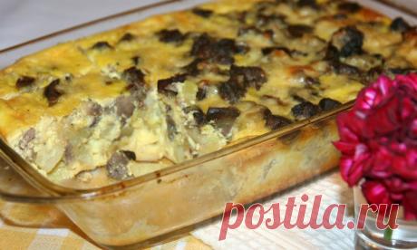 Палочка-выручалочка для ужина: Куриная печень с картофелем, запеченная в духовке 


 


Это блюдо станет прекрасным ужином!  И обязательно понравится хозяйке, ведь его так просто приготовить.
Ингредиенты:
– 300 г куриной печени
– 1 кг картофеля
– 4 яйца
– 4-5 ложек сметаны
– соль
…