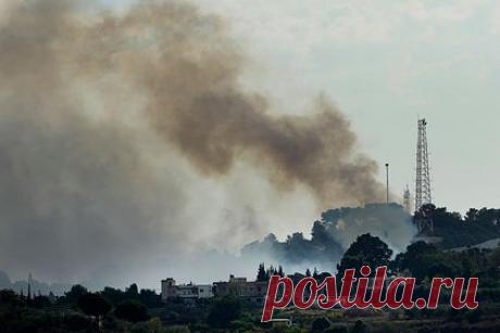 Израиль подвергся ракетному обстрелу со стороны Ливана. Израиль подвергся ракетному обстрелу со стороны Ливана и нанес ответный удар. Сообщение об этом появилось на официальном сайте Армии обороны Израиля (ЦАХАЛ). Уточняется, что запущенные с территории Ливана ракеты были направлены в сторону района горы Хар-Дов. Они упали в незаселенной местности.