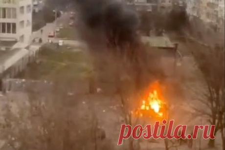 Оценена мощность взрывчатки во взорванном в Мелитополе автомобиле. Председатель движения «Мы вместе с Россией» Владимир Рогов оценил мощность самодельного взрывного устройства, с помощью которого во вторник, 14 марта, был подорван автомобиль в Мелитополе. По его словам, масса взрывчатки составила около двух килограммов в тротиловом эквиваленте.