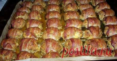 Почему я не готовила это из фарша раньше? Невероятно вкусное и сочное горячее блюдо!