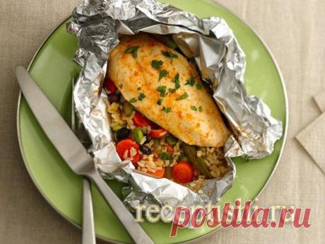 Куриная грудка в фольге, с рисом и овощами | Кулинарные рецепты с фото на Рецептыши.ру
