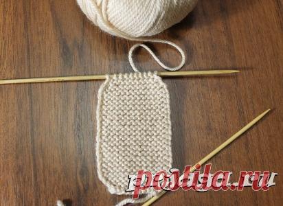 Бесшовные пинетки – сапожки спицами