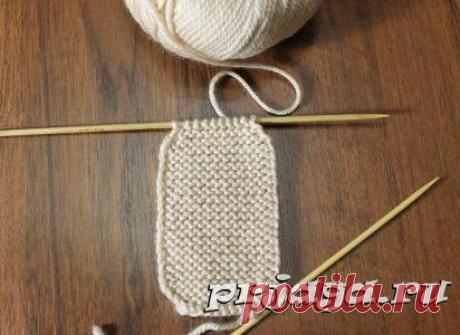 Бесшовные пинетки – сапожки спицами