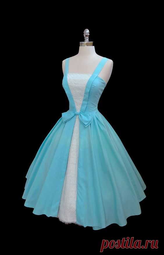 Reserved for Julie Vintage 1950's 50s Blue Cotton Tiered White Lace Cocktail Party Prom Dress S