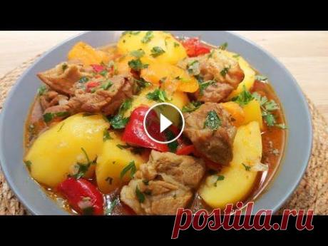ТУШЁНАЯ КАРТОШКА С МЯСОМ. Пальчики оближешь!!! Мясо с картошкой. Всё так просто, а так вкусно! Тушеная картошка с мясом по - домашнему - это вкусное, простое и сытное блюдо! Картошку с мясом готовят почти все, но у каждой хозяйки свои секреты пр...