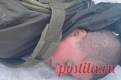 Соседка назвала чистюлей расстрелявшего сослуживцев украинского срочника. Журналисты пообщалась с жителями села Броска Измаильского района Одесской области, откуда родом солдат-срочник Национальной гвардии Украины Артемий Рябчук, расстрелявший сослуживцев на территории завода «Южмаш» в Днепре. Они рассказали, что его семья — старообрядцы и замкнутые люди.