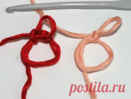 Кольцо амигуруми. Как вязать Кольцо амигуруми- это один из способов начать первый ряд привязании крючком. Альтернативойкольцу амигурумиявляется способ вязания, когда вы набираете 2 воздушные петли и затем провязываете во вторую от крючка петлю необходимое количество столбиков без накида. Однако, по сравнению с последним способом укольца амигурумиесть одно большое достоинство - так называемая регулируемая петля, которая позволяет затянуть дырочку в центре. А вы никогда не з...