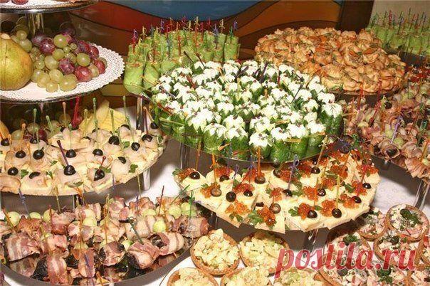 10 канапе-рецептов на шпажках / Изысканные кулинарные рецепты