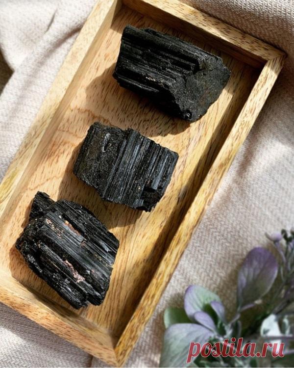 Турмалин: магические свойства и значение камня и кому он подходит